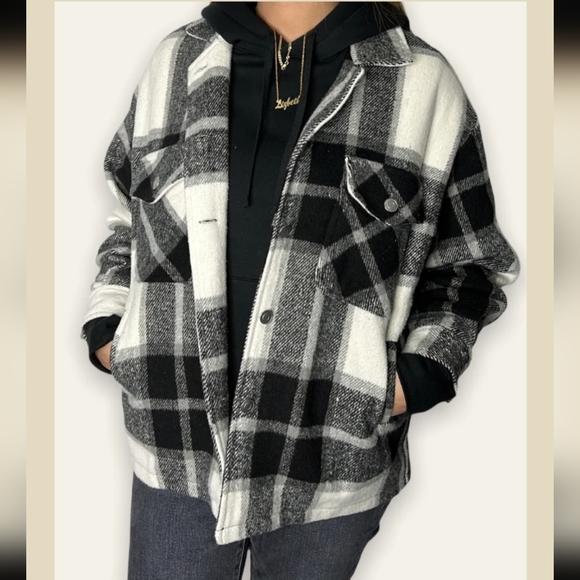 DAVI & DANI Jackets & Blazers - **SOLD** Black and White Plaid Shacket NWT
